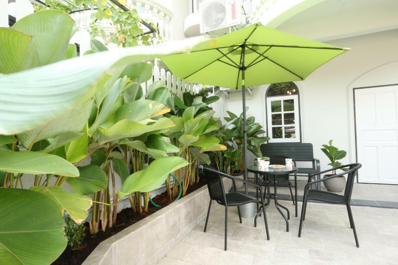 Neveu Premier Residence : Ratchada Bangkok Exterior photo